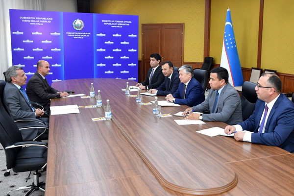 Замглавы МИД Узбекистана принял Посла Саудовской Аравии