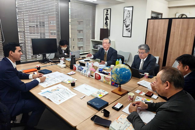 Узбекские фармэксперты обсудили сотрудничество с японскими компаниями