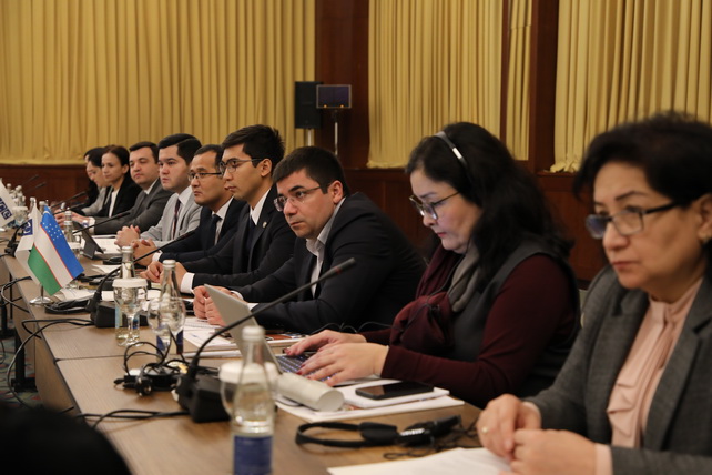 Эксперты обсудили тему «Бизнес и права человека» Эксперты обсудили тему «Бизнес и права человека»