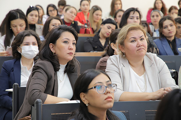 Training on writing scientific articles for Scopus journals for women scientists takes place