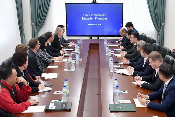В МИД состоялась презентация грантов США в сфере образования