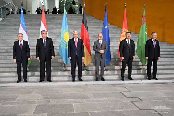 Shavkat Mirziyoyev takes part in the first “Central Asia – Germany” summit