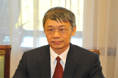 Абдулазиз Камилов принял вновь назначенного посла Вьетнама