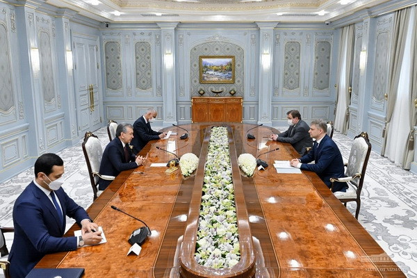 President of Uzbekistan receives the General Director of Russian Railways