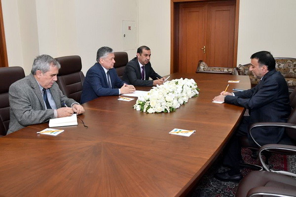 Deputy Foreign Minister of Uzbekistan meets with the Ambassador of Qatar