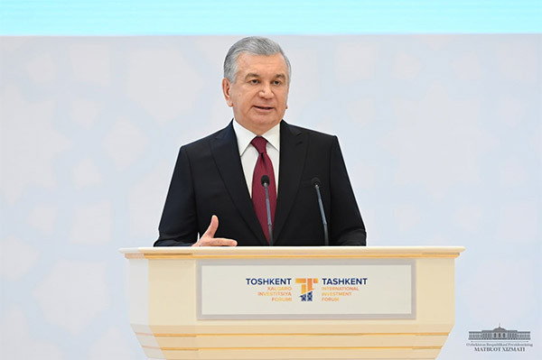Президент: четыре аэропорта Узбекистана будут переданы в управление частному сектору