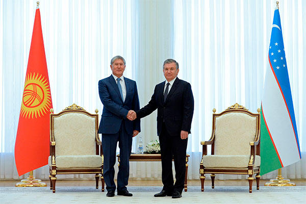 Almazbek Atambayev leaves for Kyrgyzstan