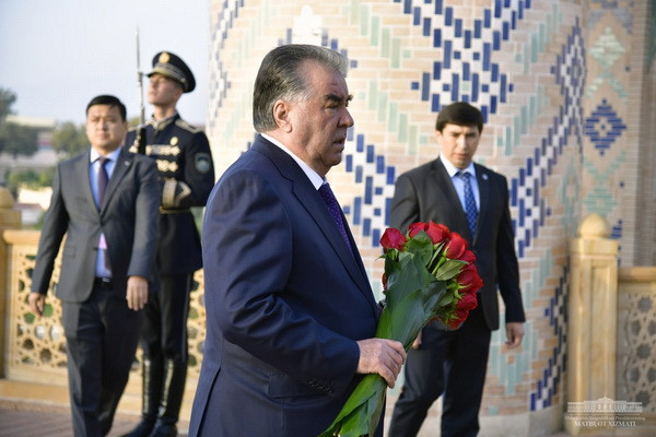 President of Tajikistan arrives in Uzbekistan