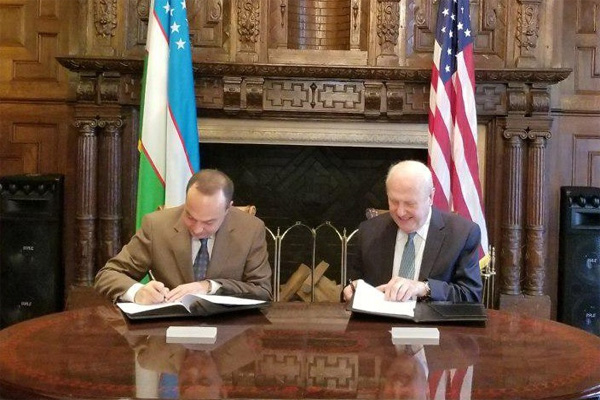 IACIR and CACI sign memorandum of cooperation