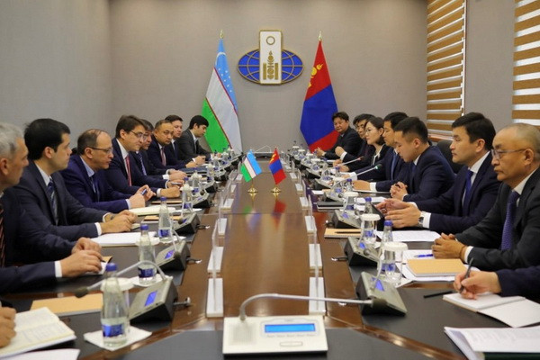 Uzbekistan and Mongolia hold political consultations