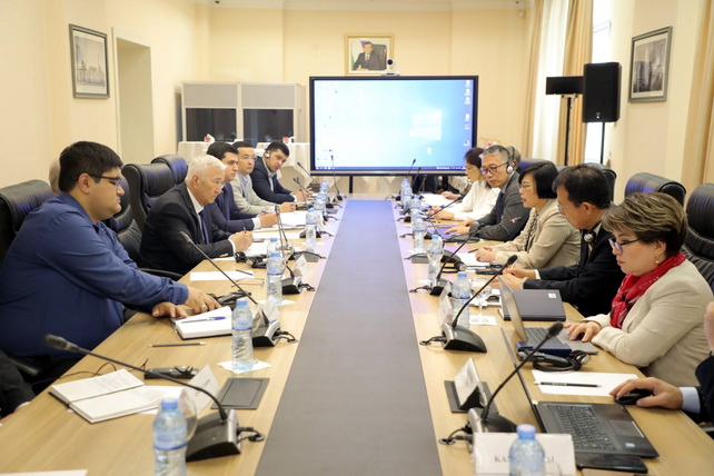 OTB va Oʻzbekiston CAREC 2030 transport strategiyasini ishlab chiqishni muhokama qildi
