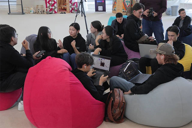 В Нукусе стартовал AI Hackathon в сфере здравоохранения