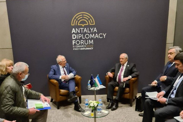 Abdulaziz Kamilov meets with the High Representative of the European Union for Foreign Affairs and Security Policy