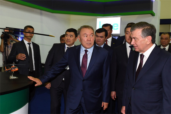 Президенты Узбекистана и Казахстана посетили выставку «Узбекистан – Казахстан: новый этап сотрудничества»