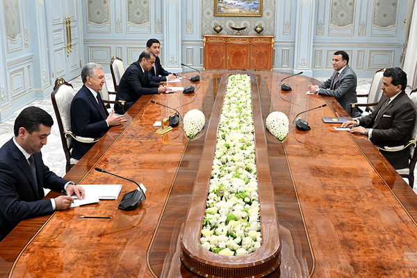 President of Uzbekistan receives the delegation of Qatar