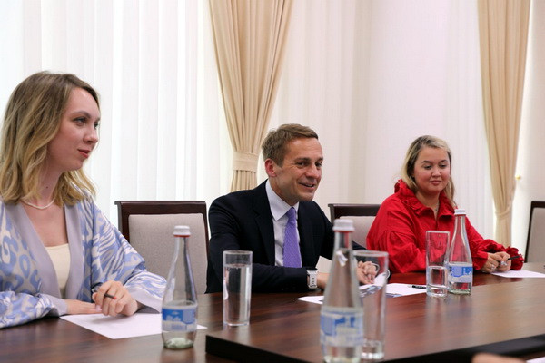 A meeting was held at the ASR with representatives of the ASI of Russia