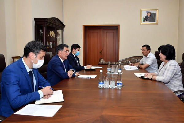 Vladimir Norov meets with the Deputy Minister of Higher and Secondary Specialized Education of the Republic of Uzbekistan on the development of vocational education