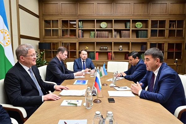 Хоким Наманганской области провел переговоры с главой Башкирии