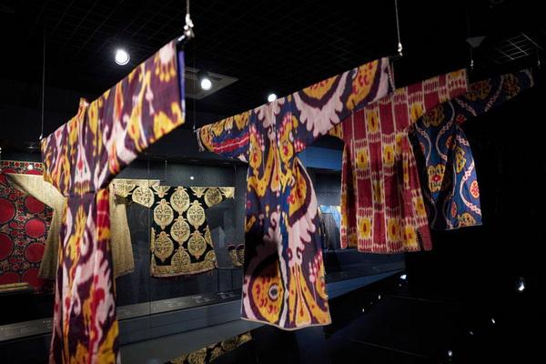 "Colorful Asia: Exhibition of Asian Costumes" exhibition opens in Hangzhou