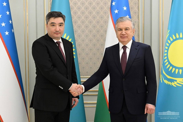 President of Uzbekistan emphasizes the need for enhancing multifaceted collaboration between Uzbekistan and Kazakhstan