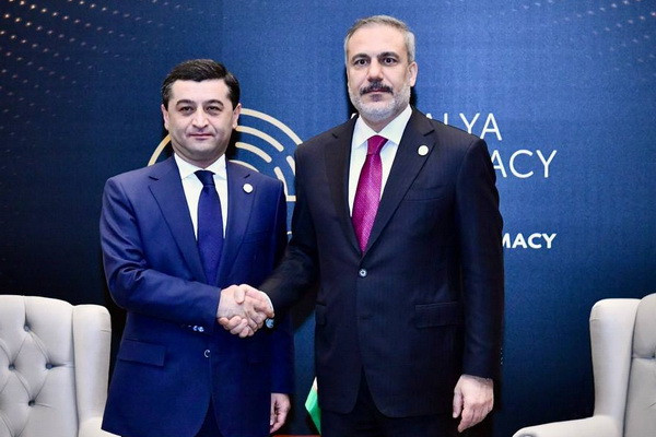 Uzbek, Turkish Foreign hold talks in Antalya