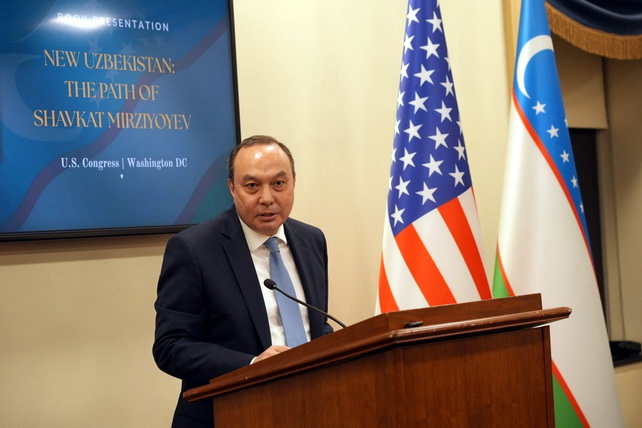 Элдор Арипов выступил в Конгрессе США