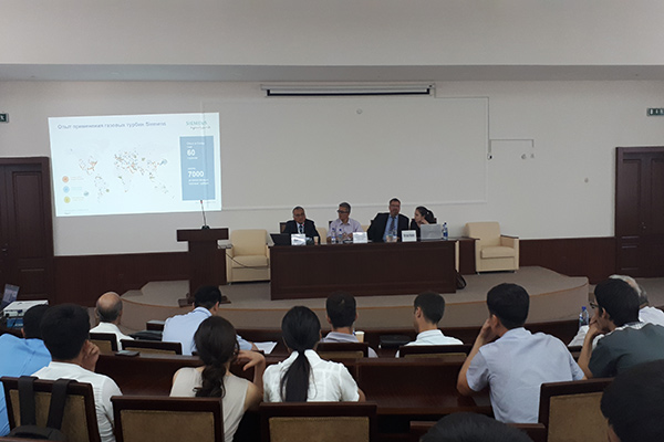 Siemens experts conduct lecture on energy at Tashkent State Technical University