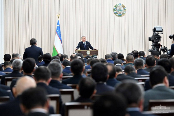 President instructs to launch pharmaceutical production facilities in Andijan region
