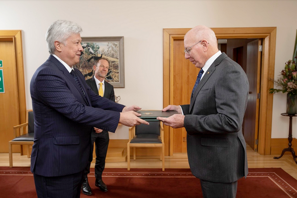 Ambassador of Uzbekistan presents credentials to the Governor-General of Australia