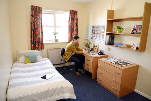 Student dormitories for 6,400 places to be put into operation in Uzbekistan, and by the end of the year - for 18,000 places