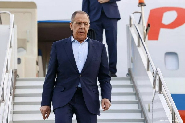 Russian Foreign Minister arrives in Uzbekistan