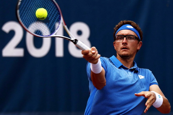 Денис Истомин снялся с турнира в Нью-Йорке