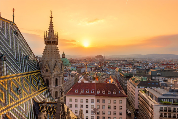 Austrian officials familiarize with preparations to presidential elections