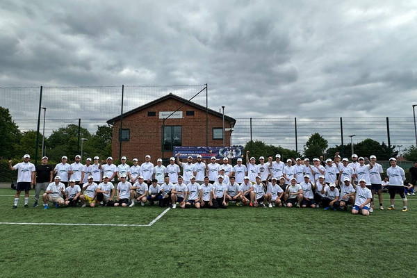 A football tournament involving Uzbekistanis takes place in London