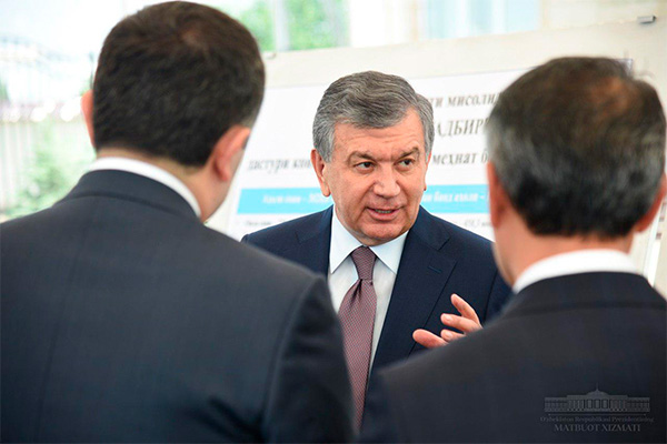 Шавкат Мирзиёев: ҳар бир оила тадбиркорлик билан шуғулланиши керак