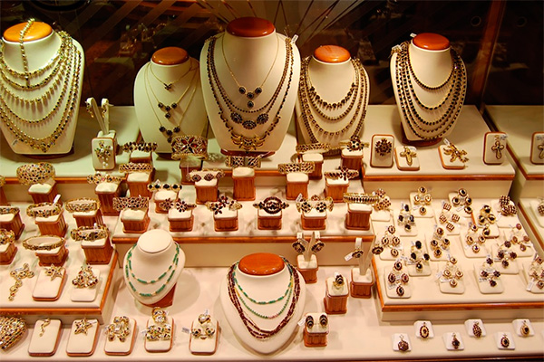 Production of jewelry without license is illegal from 1 October 2017