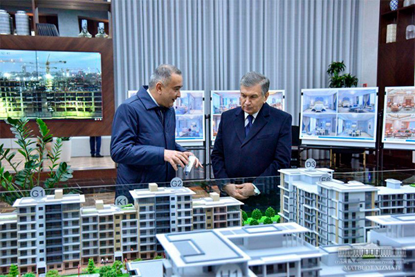 Президент ознакомился с ходом строительства делового центра “Tashkent City”