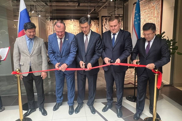 В Екатеринбурге открылся торговый дом Самаркандской области