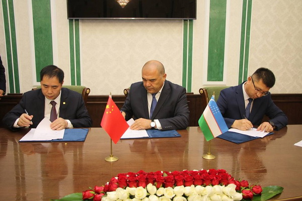 Uzbekistan and China sign contract for locomotive fleet renewal