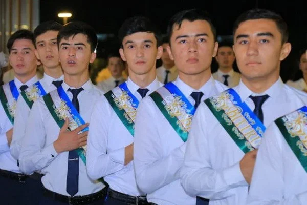 Some 180,000 young people graduated schools in Uzbekistan