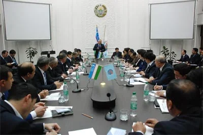 УзЛиДеП сформировала фракцию в Законодательной палате