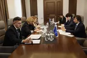 Узбекистан обсудил развитие торговых связей с Россией и Беларусью