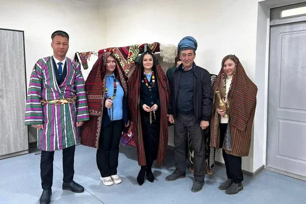 Послы русского языка организовали экспедицию в Узбекистан