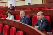 Хусусий агентликларга меҳнат муҳожирларини тайёрлаш ва чет эллик иш берувчилар билан бевосита ишлашга рухсат берилади