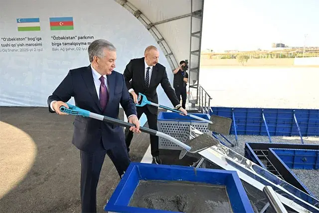 Президентлар "Ўзбекистон" боғига тамал тоши қўйдилар
