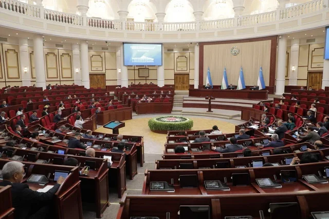 Yo‘l-transport sohasidagi ayrim huquqbuzarliklar uchun “ma’muriy ogohlantirish” jazo chorasi joriy etiladi
