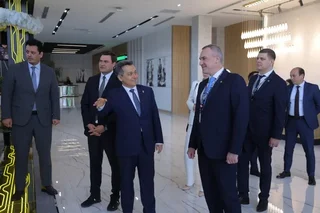 Governor of Khanty-Mansi Autonomous Okrug visits IT Park Uzbekistan