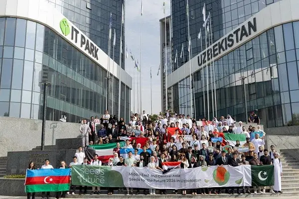 В Узбекистане завершился образовательный проект Huawei Seeds for the Future 2024
