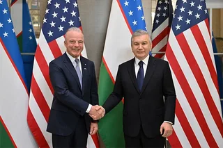 Президент Узбекистана поддержал планы по расширению партнерства с Boeing