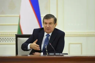 Президент “Ўзбекнефтгаз” ҳамда “Ўзкимёсаноат”ни танқид қилди